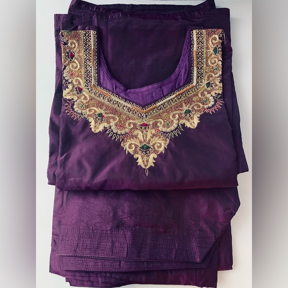 🌺 SALE $95 🌺 4 - NEW 3-Piece Stitched Indian Suit (Plus Size) - Picture 3 of 7